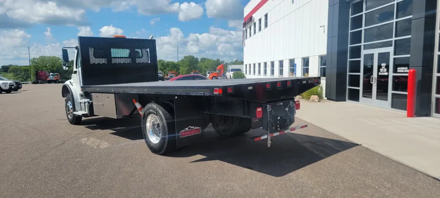 2024 Freightliner M2 106 | Photo 7 of 12