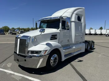 2022 Western Star 5700XE