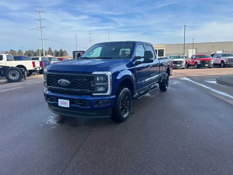 2026 Ford Super Duty F-250 XL | Photo 13 of 13