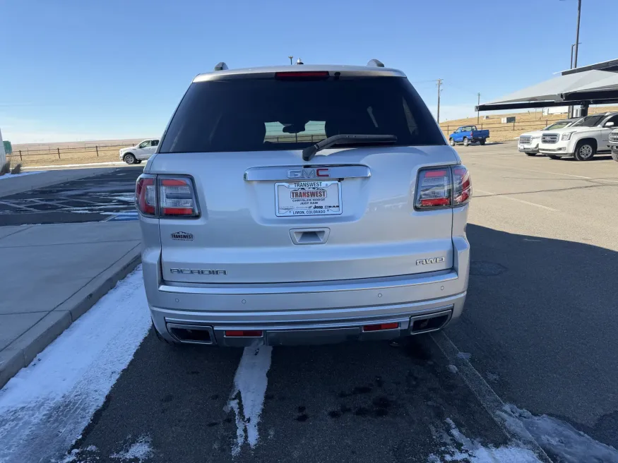 2016 GMC Acadia Denali | Photo 6 of 21