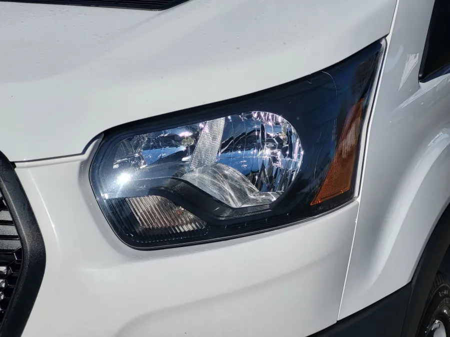 2023 Ford Transit Cutaway T350HD | Photo 7 of 25