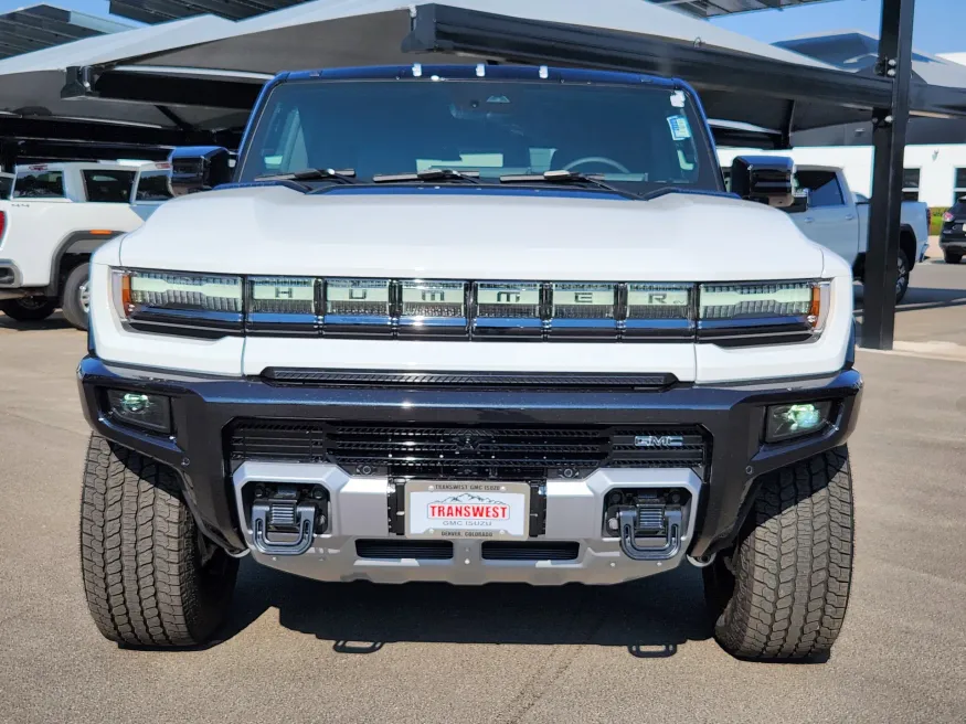 2026 GMC HUMMER EV SUV 2X | Photo 4 of 30