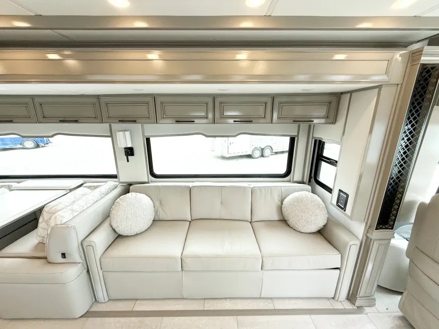 2026 Newmar London Aire 4551 | Photo 34 of 33