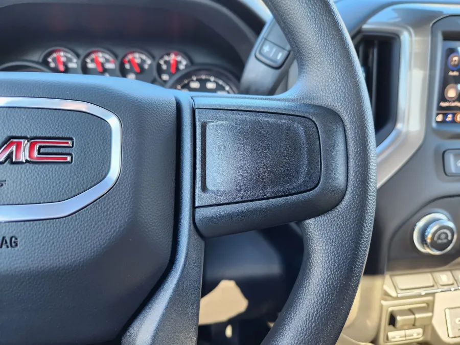 2026 GMC Sierra 2500HD Pro | Photo 23 of 29