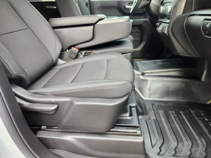 2026 GMC Sierra 3500HD CC Pro | Photo 15 of 28