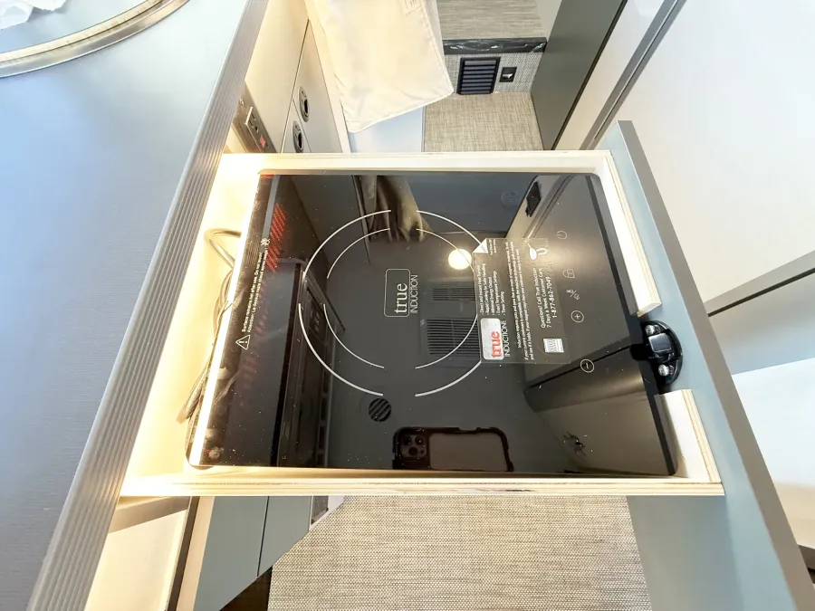 2026 Winnebago EKKO 23B | Photo 9 of 23