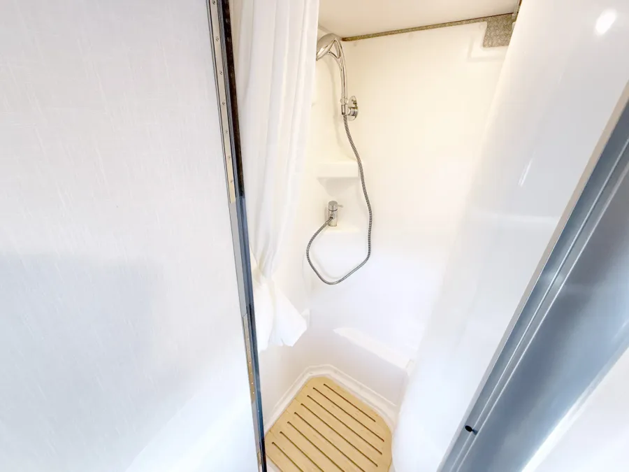 2026 Winnebago EKKO 23B | Photo 11 of 23