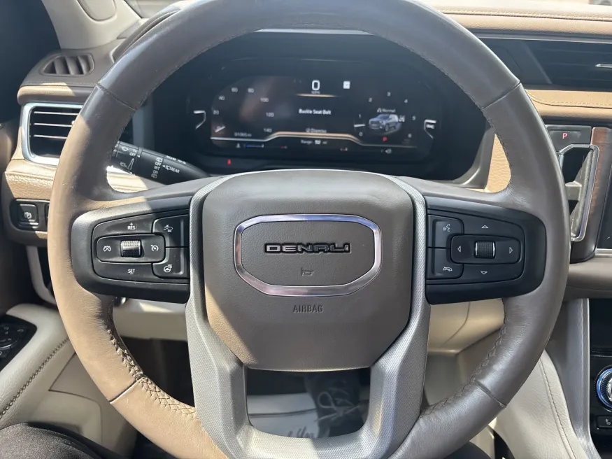 2022 GMC Yukon Denali | Photo 21 of 25