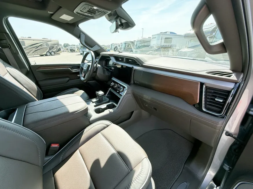 2024 GMC Sierra 1500 Denali | Photo 23 of 24