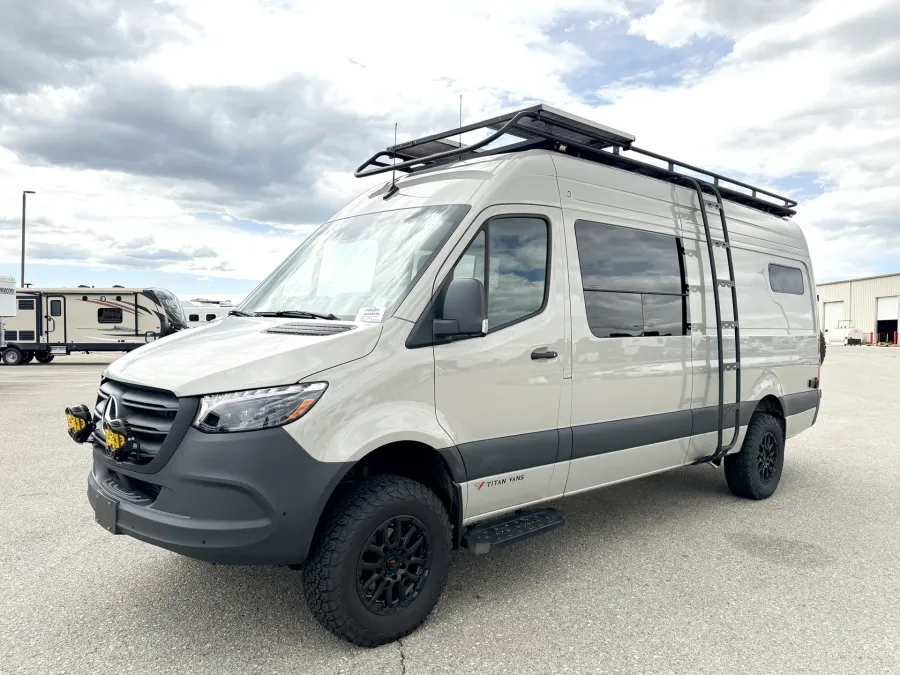 2024 Mercedes Benz 170 Ultra | Photo 22 of 22