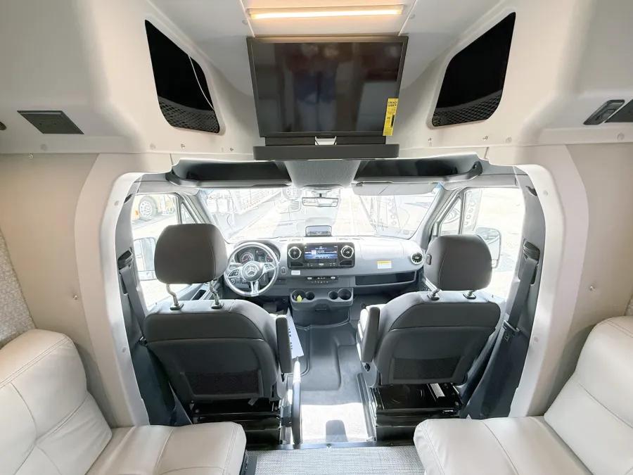 2026 Winnebago EKKO 23B | Photo 6 of 22