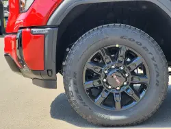 2026 GMC Sierra 2500HD AT4 | Thumbnail Photo 8 of 25
