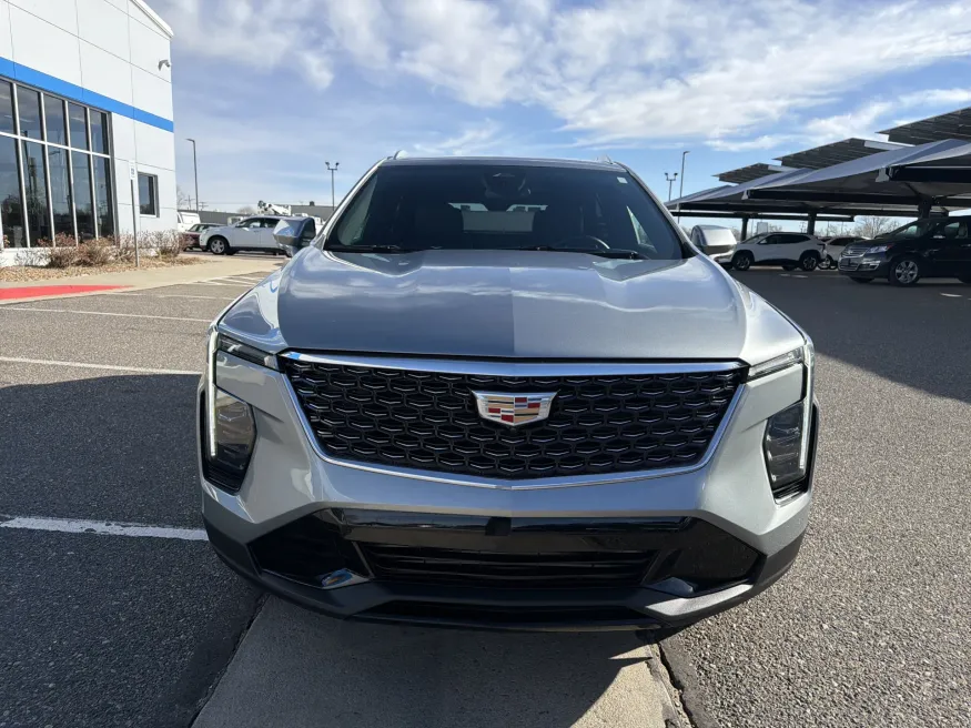 2025 Cadillac XT4 AWD Premium Luxury | Photo 7 of 21