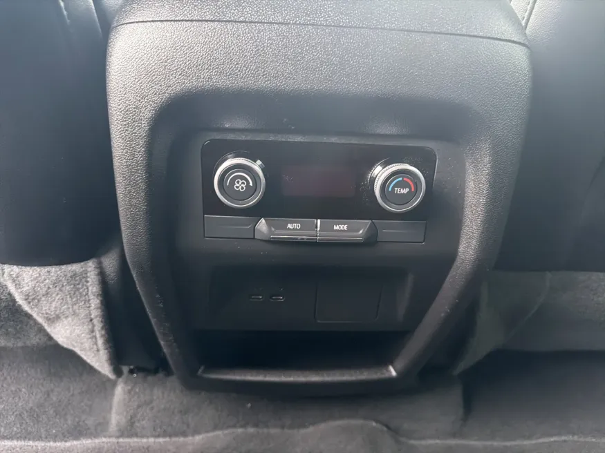 2025 Buick Enclave Preferred | Photo 12 of 24