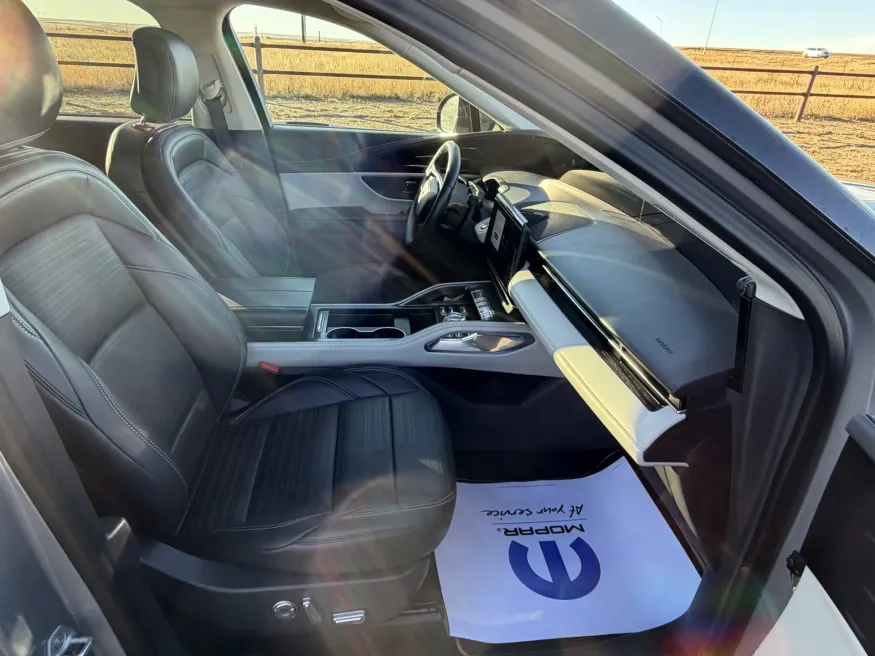 2024 Lincoln Nautilus Reserve | Photo 14 of 22