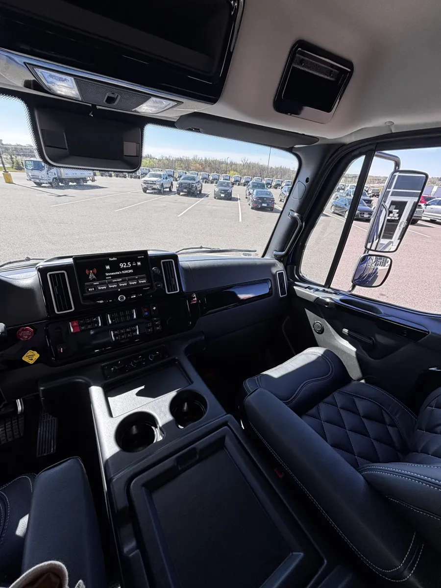 2025 Freightliner M2 106 Summit Hauler | Photo 12 of 27