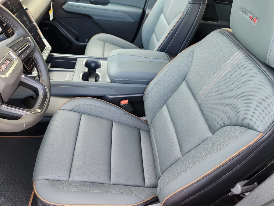 2026 GMC Acadia AT4 | Photo 7 of 22