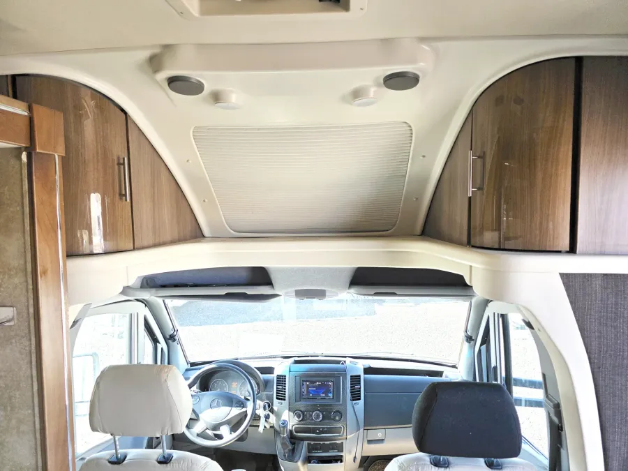 2017 Winnebago Navion 24V | Photo 4 of 16