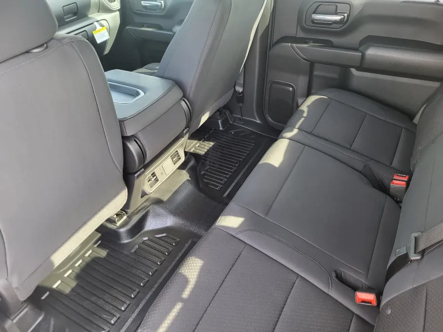 2026 GMC Sierra 2500HD Pro | Photo 21 of 24