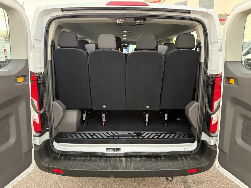 2024 Ford Transit-350 XLT | Photo 12 of 21