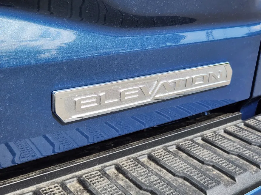 2025 GMC Sierra 1500 Elevation | Photo 15 of 29