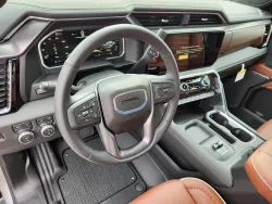 2026 GMC Sierra 3500HD Denali Ultimate | Thumbnail Photo 7 of 31