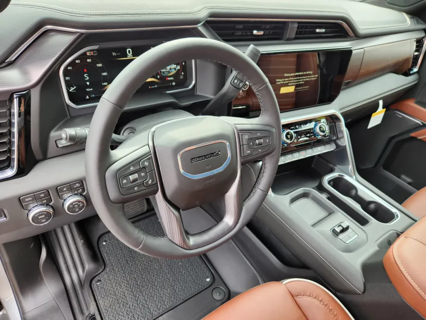 2026 GMC Sierra 3500HD Denali Ultimate | Photo 7 of 31