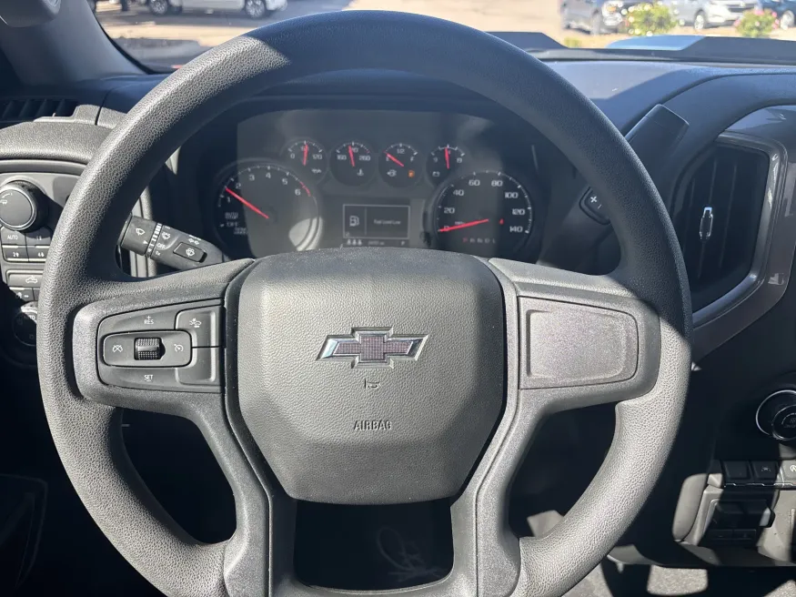 2024 Chevrolet Silverado 1500 Custom Trail Boss | Photo 15 of 17