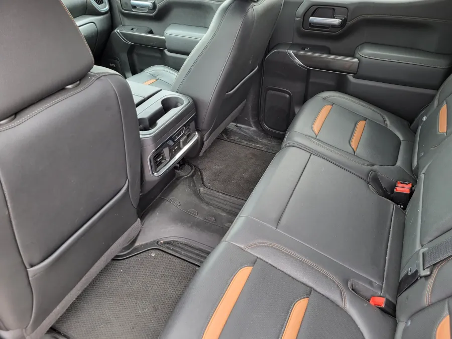 2021 GMC Sierra 1500 AT4 | Photo 21 of 24