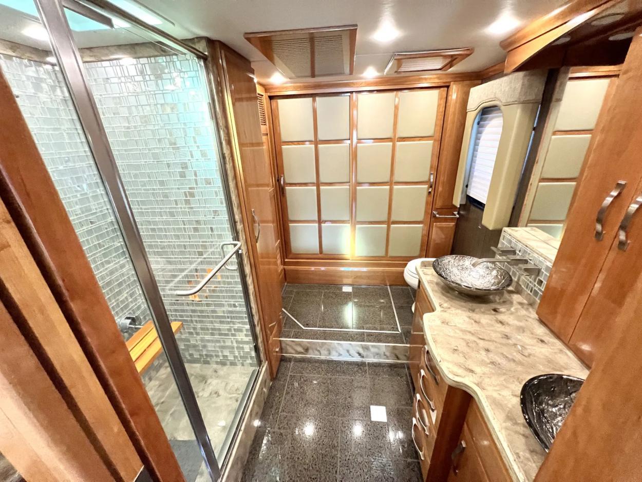 2014 Newmar King Aire 4593 | Photo 17 of 34