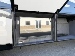 2026 Newmar Super Star 4159 | Thumbnail Photo 24 of 34