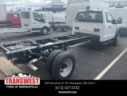 2025 Ford Super Duty F-550 | Thumbnail Photo 2 of 2