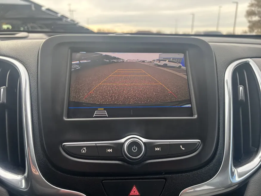 2020 Chevrolet Equinox LT | Photo 16 of 22