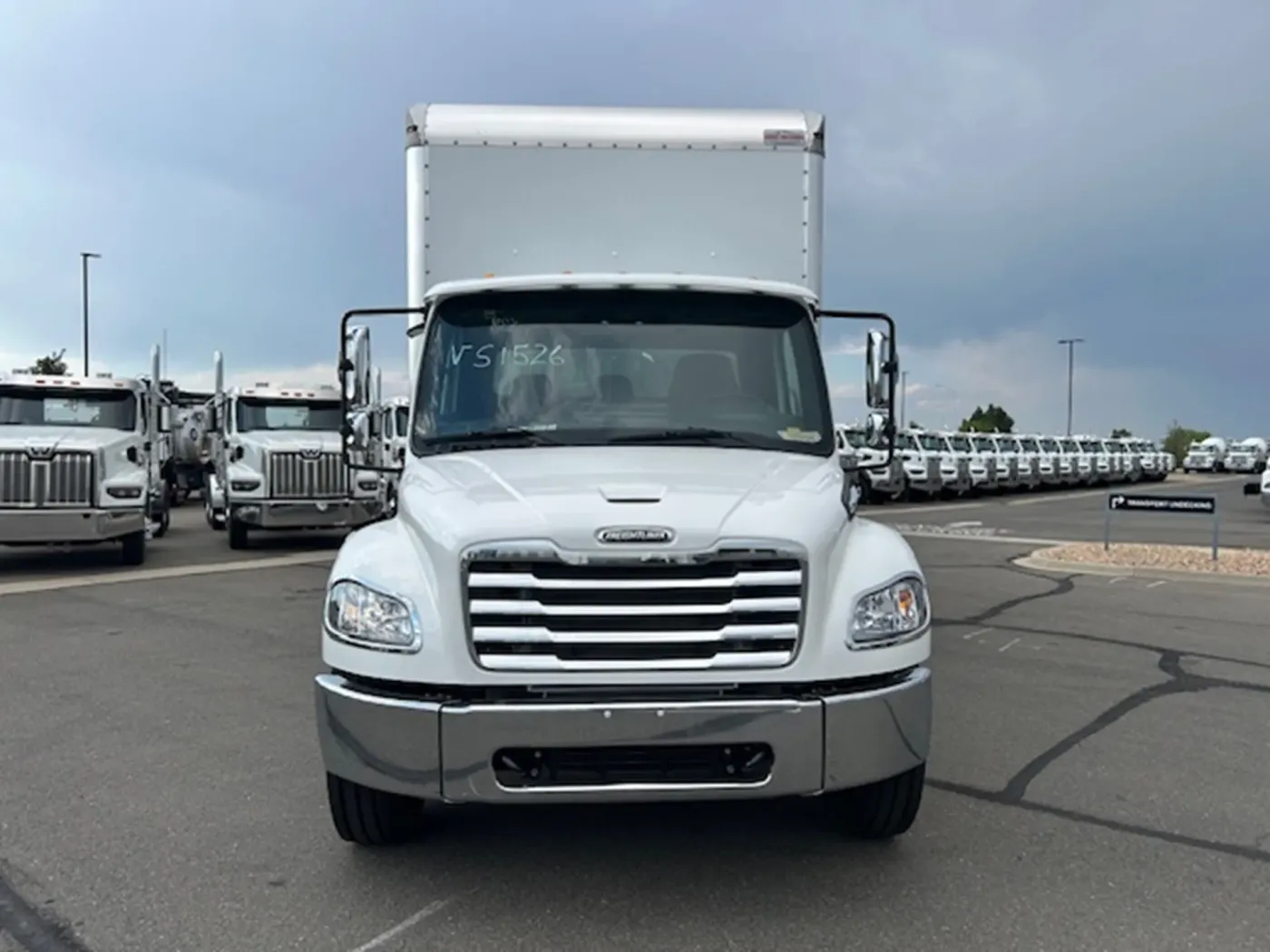 2025 Freightliner M2 106 | Photo 2 of 21