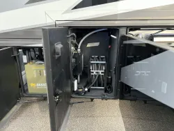 2026 Newmar Mountain Aire 4118 | Thumbnail Photo 41 of 45