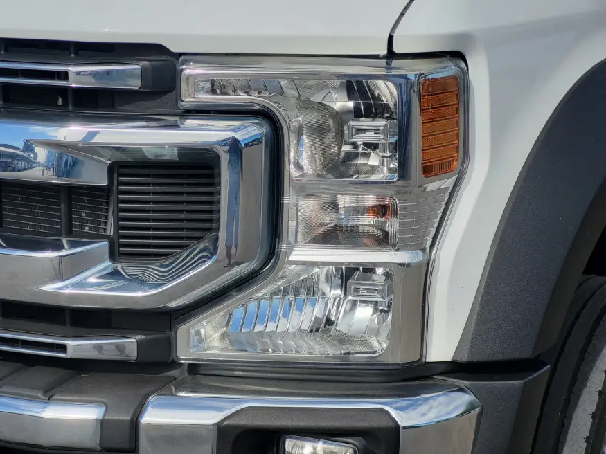 2022 Ford Super Duty F-550 | Photo 7 of 24