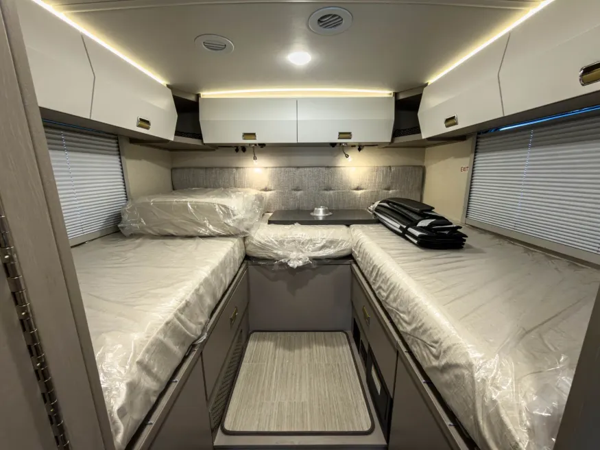 2027 Winnebago Navion 24R | Photo 21 of 29