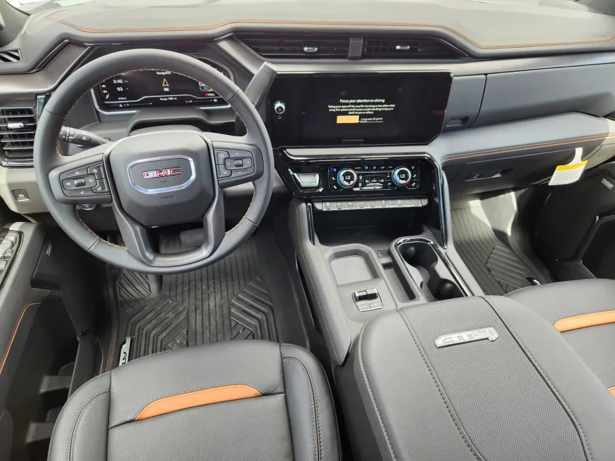 2025 GMC Sierra 2500HD AT4 | Photo 11 of 30