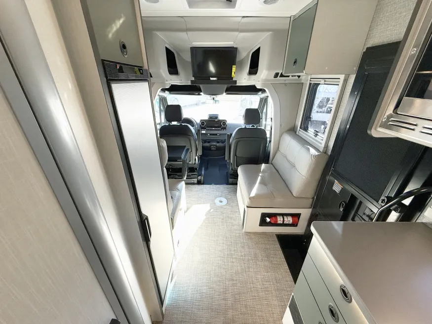 2026 Winnebago EKKO 23B | Photo 5 of 23