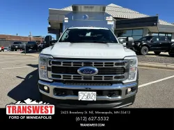 2025 Ford Super Duty F-550 | Thumbnail Photo 2 of 15