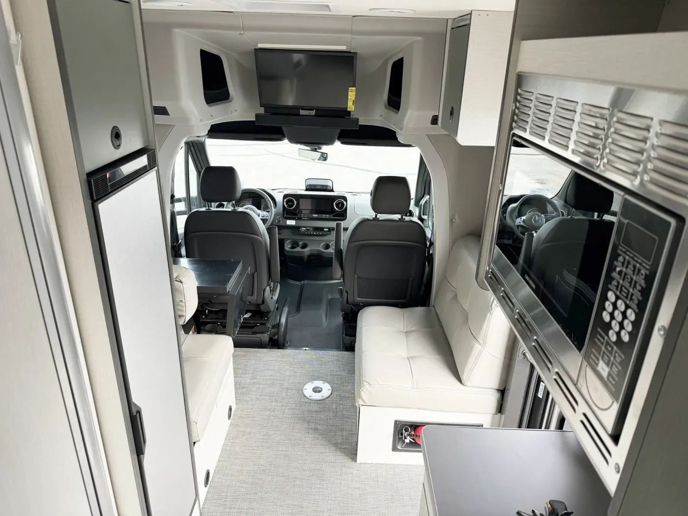 2026 Winnebago EKKO 23B | Photo 3 of 13