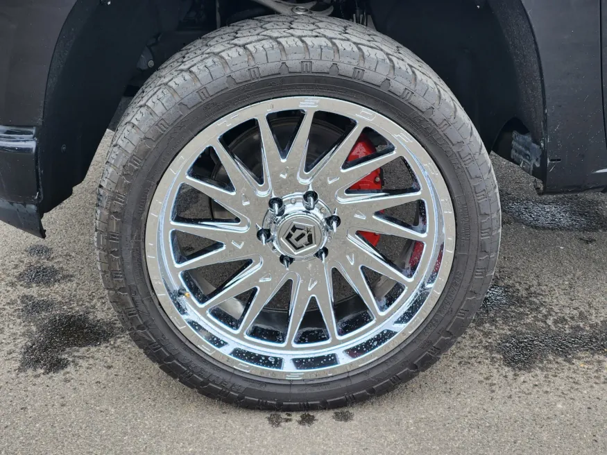 2020 Chevrolet Silverado 1500 LT Trail Boss | Photo 4 of 37