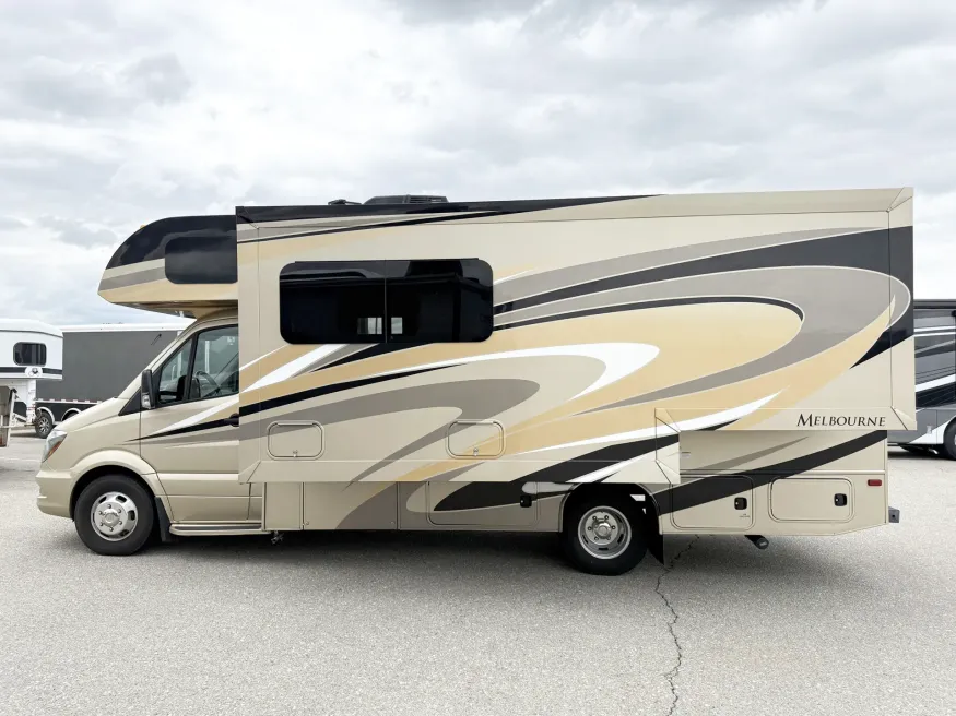 2017 Jayco Melbourne 24LP | Photo 15 of 21