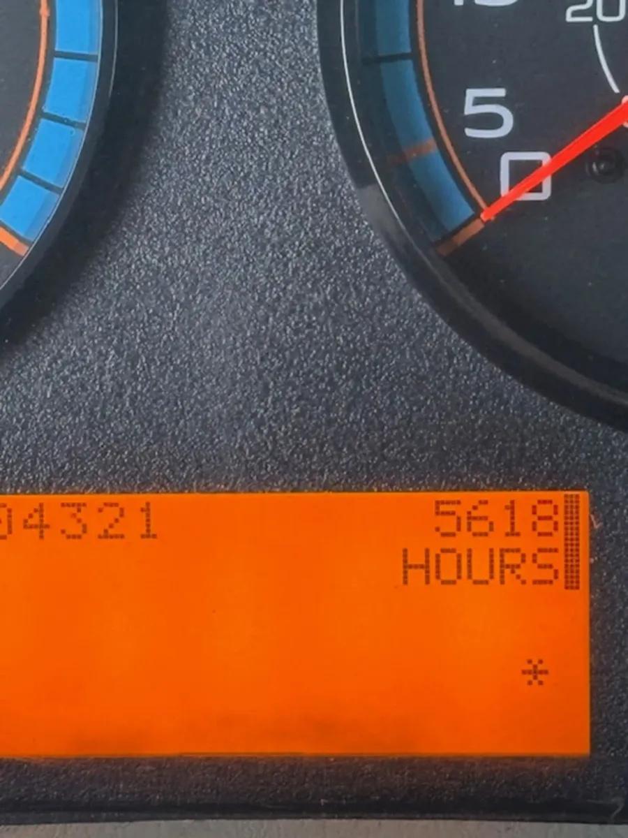 2012 International 7600 | Photo 9 of 14