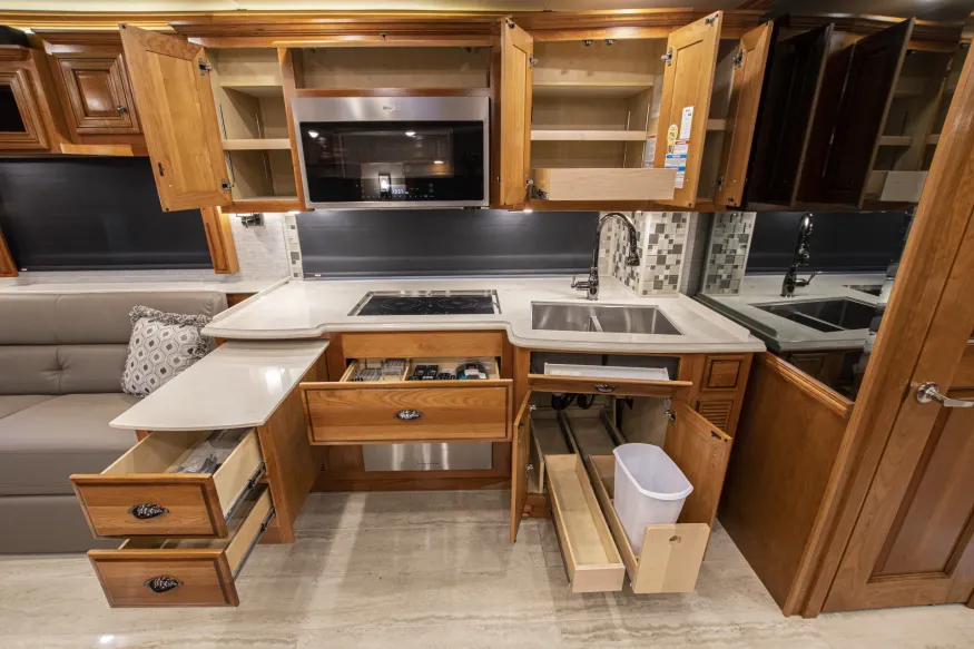 2020 Newmar Dutch Star 4369 | Photo 22 of 55