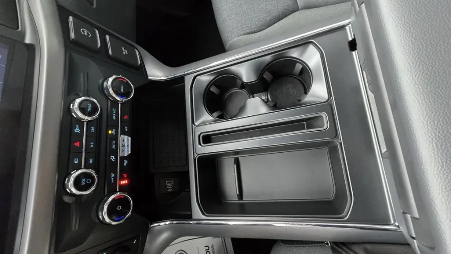 2025 Ford F-150 | Photo 23 of 29