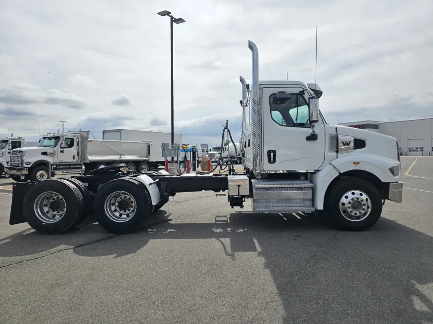 2022 Western Star 49X | Photo 5 of 18
