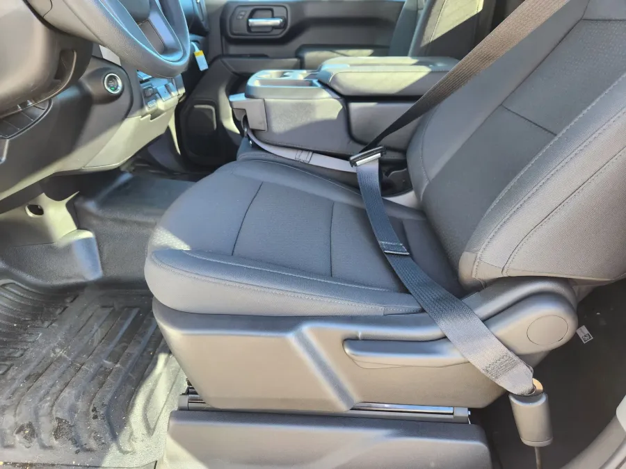 2026 GMC Sierra 2500HD Pro | Photo 9 of 28