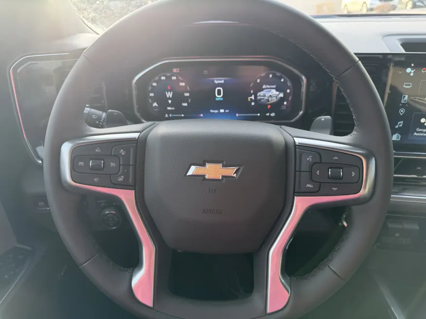 2026 Chevrolet Silverado 1500 LTZ | Photo 18 of 20