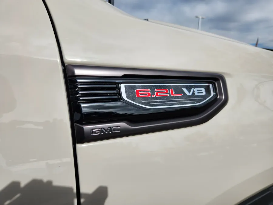 2026 GMC Sierra 1500 AT4X | Photo 20 of 30